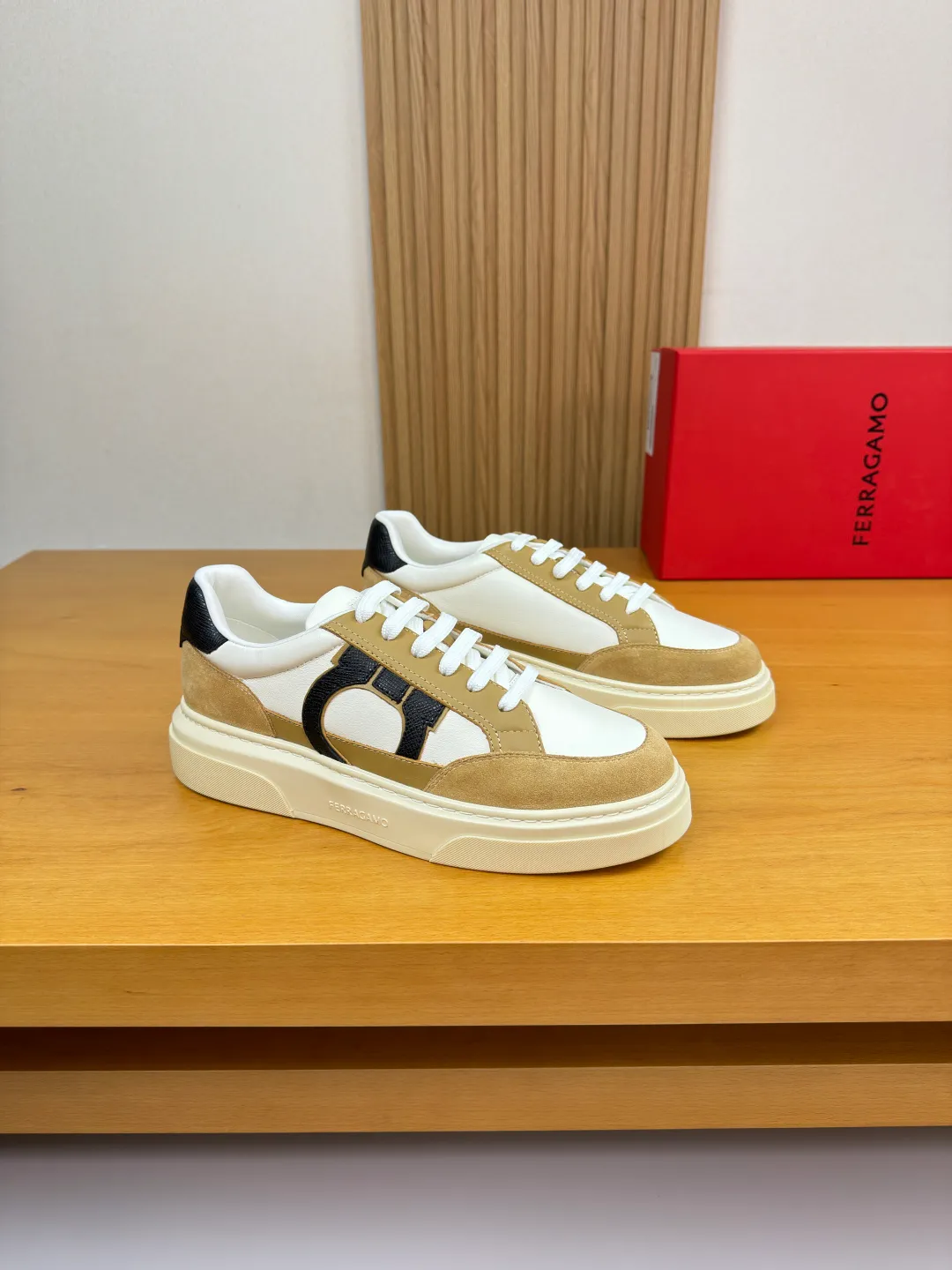 Men's men's shoes 💰440 [New style] 🏃‍♂️🏃‍♂️[Ferragamo] Ferragamo - High-end quality original order·Casual sports shoes -Upper: 🔝Nappa calfskin, suede calfskin, shoe body. Sewing brand totem, tongue air pressure brand logo -Inner: water-dyed cowhide -Outsole: ultra-light TPU foam rubber; molded outsole -Ultra-high quality control and fine workmanship: outstanding (high-end, extravagance, grade) -Size: 38-45 (46, can be customized)